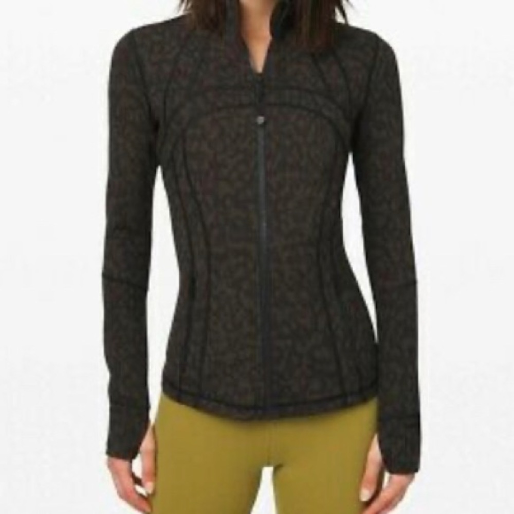 Lululemon define jacket size 4